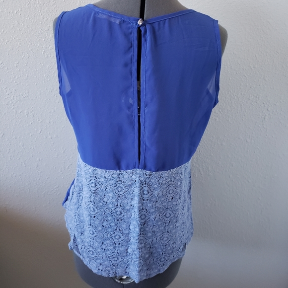 Blue Lace Tank With Keyhole Back - Picture 2 of 2